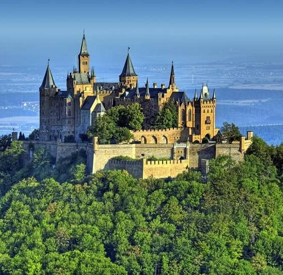 Amazing castles of the world 