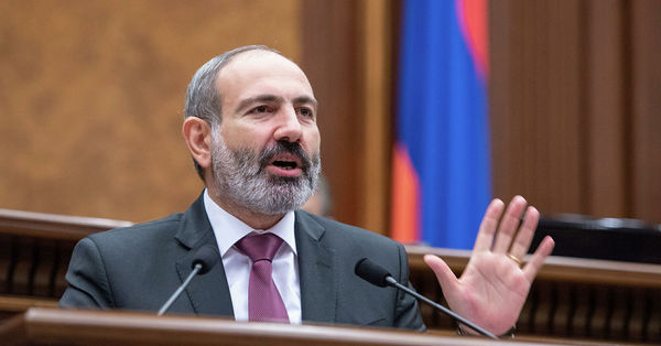 Փաստաթուղթ ստորագրելով և նոր տարածքներ հանձնելով է փորձում դուրս հրավիրել թշնամուն, որը խոսում է Սևանն ու Երևանը գրավելու պլանների մասին