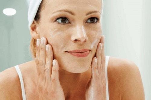 10 лучших рецептов против шелушения кожи